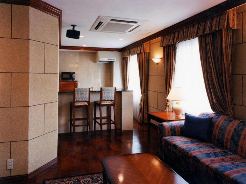 Hotel The Grandee Shinsaibashi Osaka Buitenkant foto