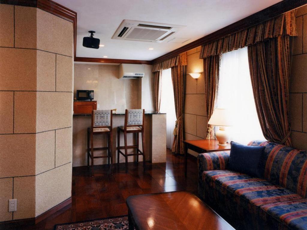 Hotel The Grandee Shinsaibashi Osaka Buitenkant foto