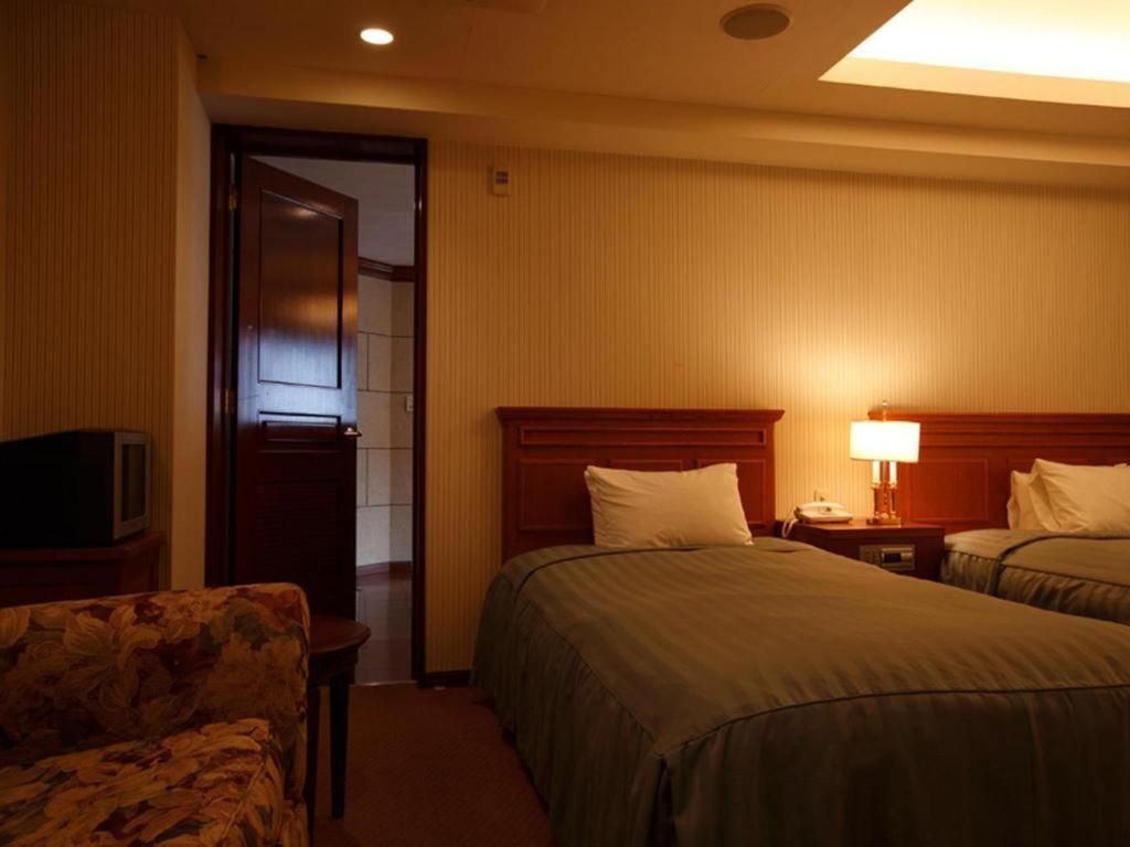 Hotel The Grandee Shinsaibashi Osaka Buitenkant foto