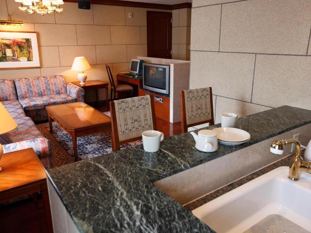 Hotel The Grandee Shinsaibashi Osaka Buitenkant foto